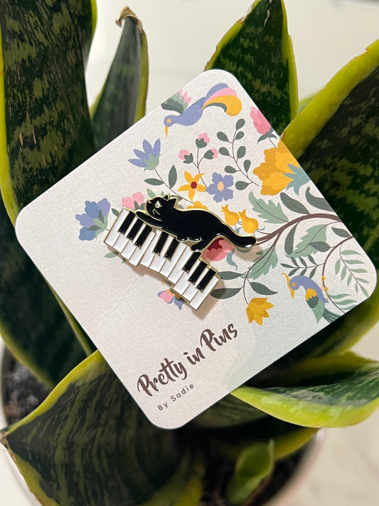 Piano cat Pin